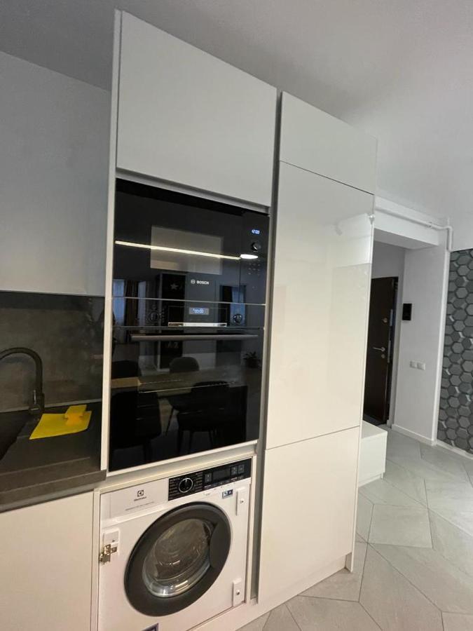 Adina Apartament جورا هومورولوي المظهر الخارجي الصورة