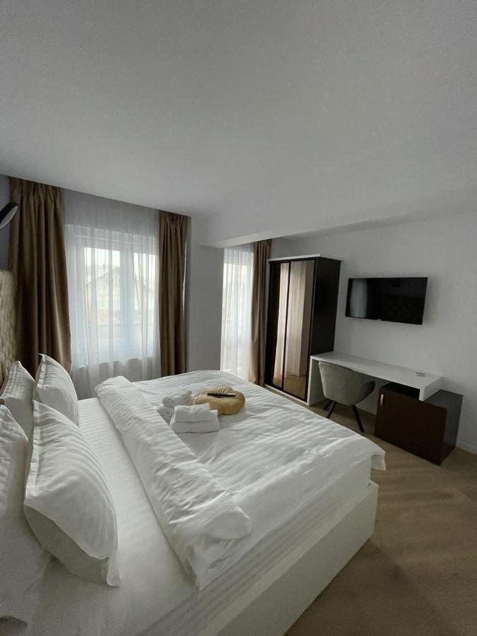 Adina Apartament جورا هومورولوي المظهر الخارجي الصورة
