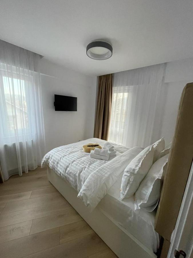 Adina Apartament جورا هومورولوي المظهر الخارجي الصورة